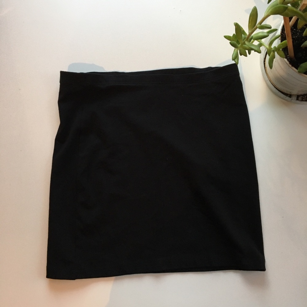 Black mini skirt